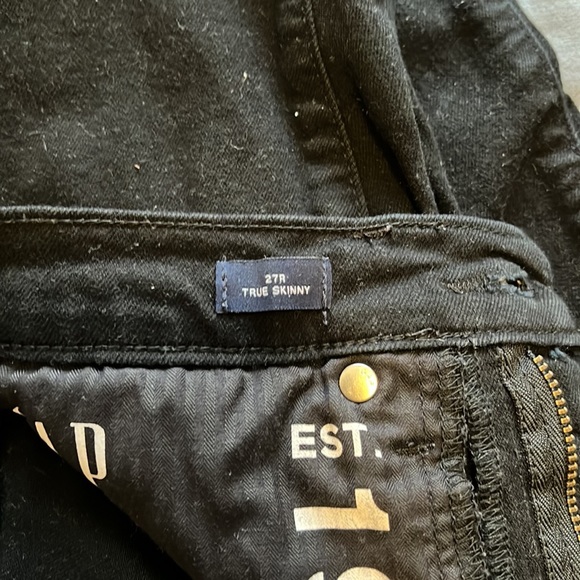 Gap Jeans - Picture 2 of 2